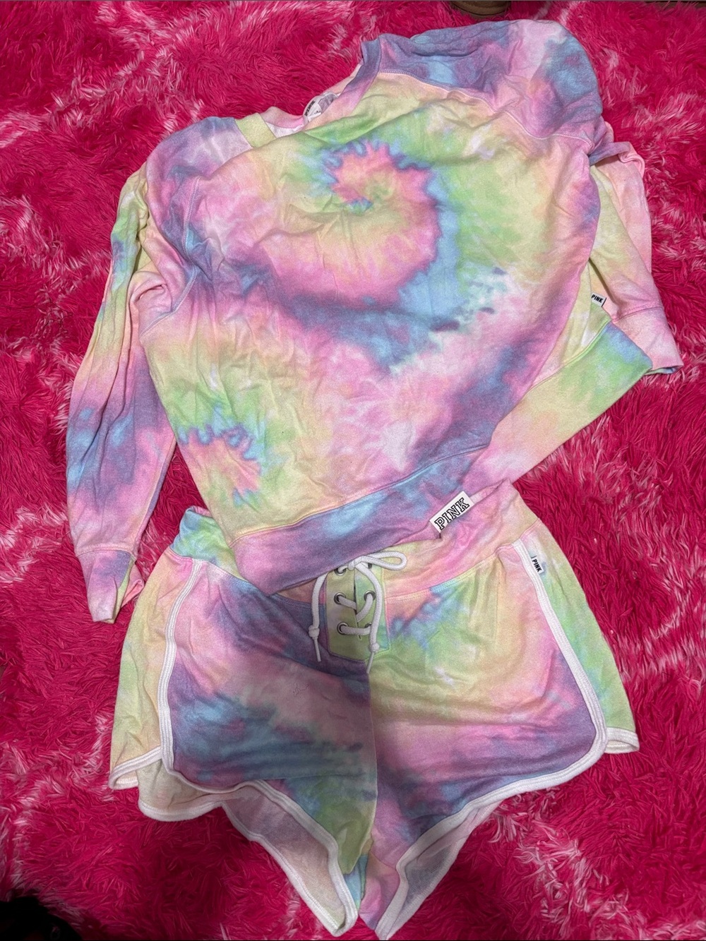 Victoria’s Secret PinkTie-Dye set